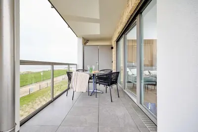 Ein Balkon oder eine Terrasse in der Unterkunft Zuhause In Duhnen - 312 - Steenloper