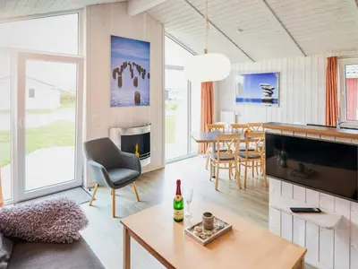 TV/Unterhaltungsangebot in der Unterkunft 4 star holiday home in FRIEDRICHKOOG