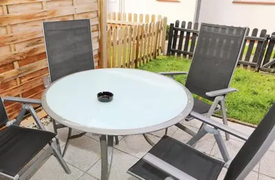 Ein Patio oder anderer Außenbereich in der Unterkunft Wohnpark Steinmarne, Haus 07