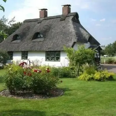 Holiday Home Reetdachhaus Petra by Interhome