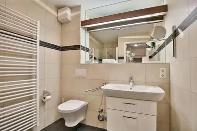 Ein Badezimmer in der Unterkunft Ruge Bries, RB2