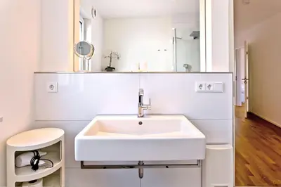 Ein Badezimmer in der Unterkunft City Marina, CM18-7