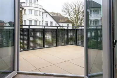 Ein Balkon oder eine Terrasse in der Unterkunft Duhner Brandung, B4