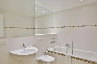 Ein Badezimmer in der Unterkunft Residenz am Yachthafen, RY14