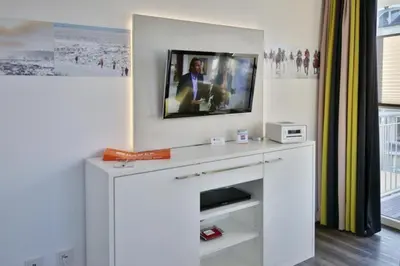 TV/Unterhaltungsangebot in der Unterkunft Duhner Strandhus, S202