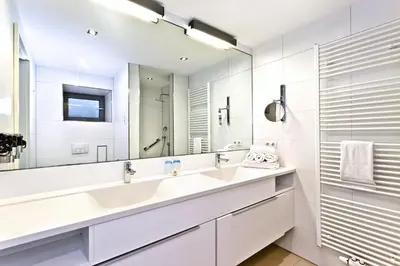 Ein Badezimmer in der Unterkunft Alte Liebe, RA104