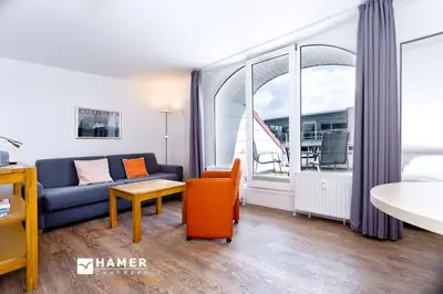 Ein Sitzbereich in der Unterkunft Hohe Worth, H405