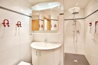 Ein Badezimmer in der Unterkunft Am Seedeich 14, AS6