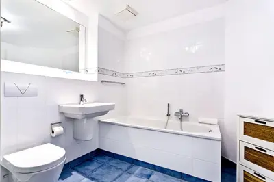 Ein Badezimmer in der Unterkunft Residenz am Yachthafen, RY10