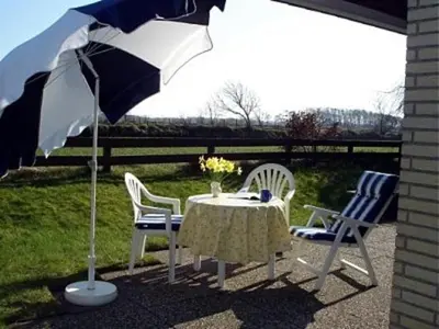 Ein Garten an der Unterkunft Leuchtfeuer