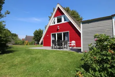 Das Gebäude in dem sich das Ferienhaus befindet