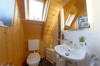Ein Badezimmer in der Unterkunft SV3 Lale Andersen 21 
