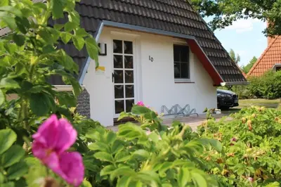 Ein Garten an der Unterkunft SV3 Medemsand 10