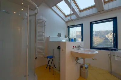 Ein Badezimmer in der Unterkunft KA6 Haus Küstenzeit