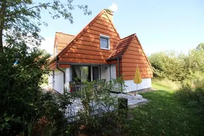 Das Gebäude in dem sich das Ferienhaus befindet