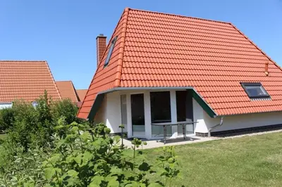 Das Gebäude in dem sich das Ferienhaus befindet