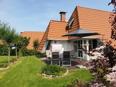 Ein Garten an der Unterkunft SV3 Lale Andersen 7 Wiesenpieper