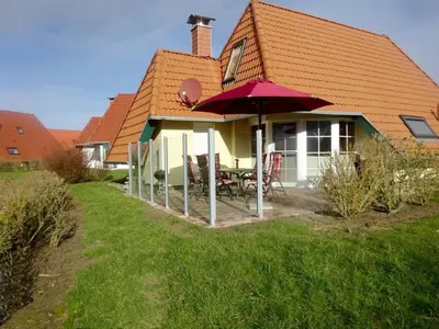 Das Gebäude in dem sich das Ferienhaus befindet