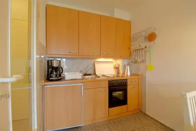 Küche/Küchenzeile in der Unterkunft Haus Borkum WE 19