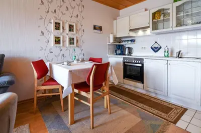 Küche/Küchenzeile in der Unterkunft Land & Meer Wohnung 22