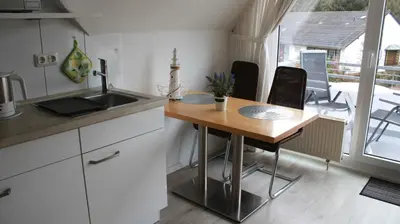 Küche/Küchenzeile in der Unterkunft Ferienwohnung Heidhöhn 8