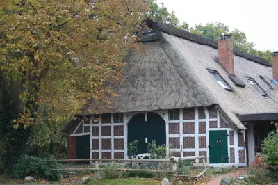 Das Gebäude in dem sich die Ferienwohnung befindet