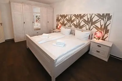 Ein Bett oder Betten in einem Zimmer der Unterkunft Bernstein Mare Luxor 05