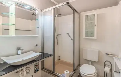 Ein Badezimmer in der Unterkunft Kleine Nordseeoase am Deich