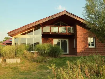 Ein Garten an der Unterkunft Holiday Home Wellnesshaus Seeperle - All Inklusive by Interhome