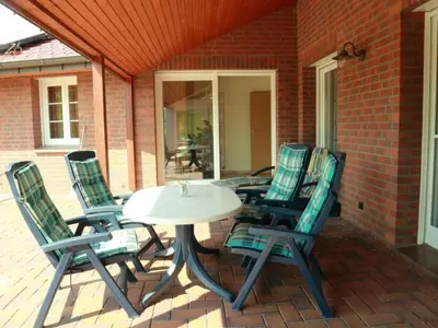 Ein Patio oder anderer Außenbereich in der Unterkunft Holiday Home Wellnesshaus Seeperle - All Inklusive by Interhome