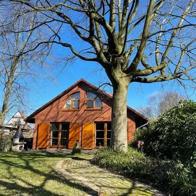 Haus am Waldrand mit Sauna
