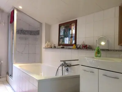 Küche/Küchenzeile in der Unterkunft Wohnung Elbelotse
