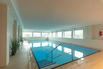 Der Swimmingpool an oder in der Nähe von Terrassenhaus, Whg 7