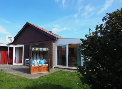 Das Gebäude in dem sich das Ferienhaus befindet