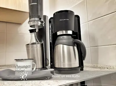 Kaffee-/Teezubehör in der Unterkunft De Spant mit Blick auf das Wattenmeer