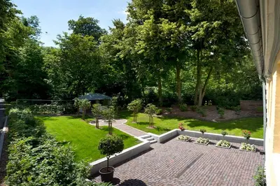 Ein Garten an der Unterkunft Gärtnerhaus
