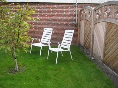 Ein Garten an der Unterkunft Haus Bärbel