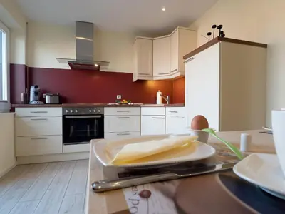 Küche/Küchenzeile in der Unterkunft Ferienwohnung Strandstrasse 10, Büsum