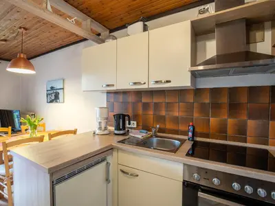 Küche/Küchenzeile in der Unterkunft Apartment Nordsee-Ferienhaus-5 by Interhome