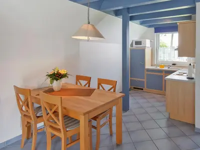 Küche/Küchenzeile in der Unterkunft Holiday Home Cuxland Ferienpark-1 by Interhome