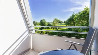 Ein Balkon oder eine Terrasse in der Unterkunft Urlaub mit Blick auf die Duhner Heide