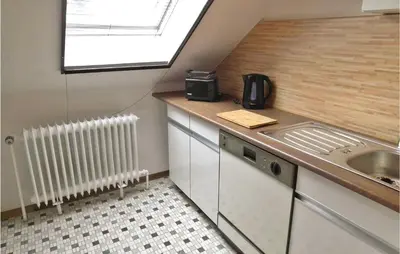 Küche/Küchenzeile in der Unterkunft Nice Apartment In Osterbruch With Wifi