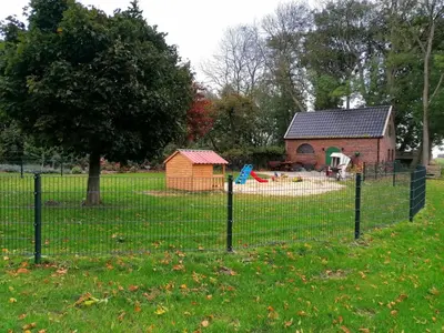 Ein Garten an der Unterkunft Schleusenhof Ferienwohnung