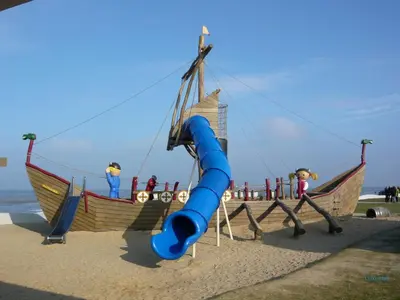 Ein Kinderspielbereich in der Unterkunft Ferienwohnung in der Residenz Vogelsand