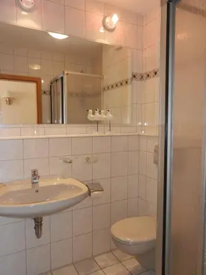 Ein Badezimmer in der Unterkunft Landhaus Braband