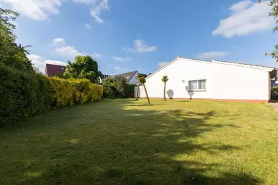 Ein Garten an der Unterkunft Stella