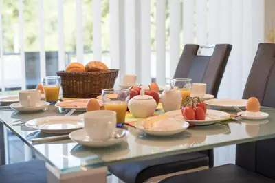Essen in der Ferienwohnung oder in der Nähe