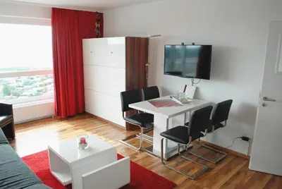 TV/Unterhaltungsangebot in der Unterkunft Strandnahe Ferienwohnung FB11.06 mit Meerblick
