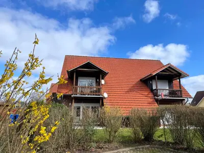 Das Gebäude in dem sich die Ferienwohnung befindet