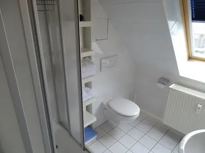 Ein Badezimmer in der Unterkunft Am Seedeich 7, Wohnung 16